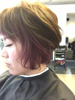 三島市　美容室　トレンドのヘアカラーはこの色