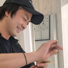 近影：海野 貴洋